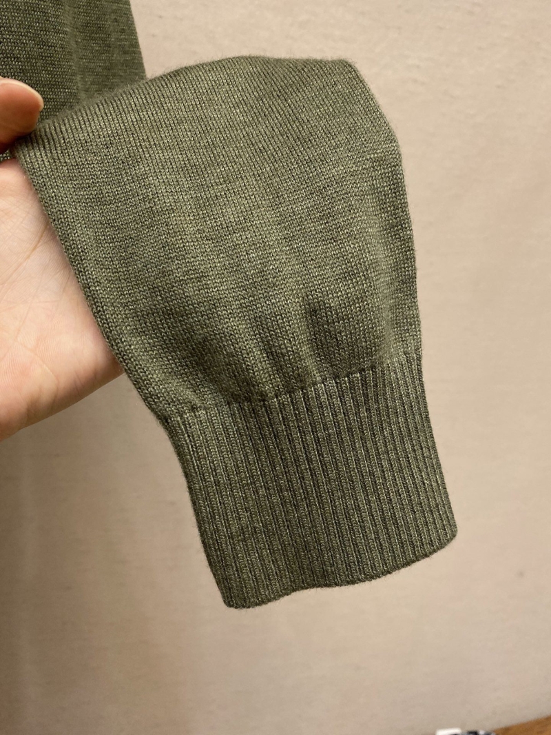 Bv*b*rry sweaters